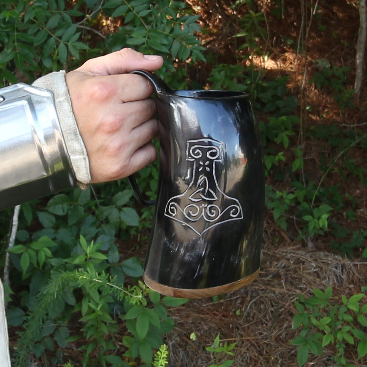 Norse Viking Tankard Mjolnir Engraved Drinking Horn Mug - Image 2